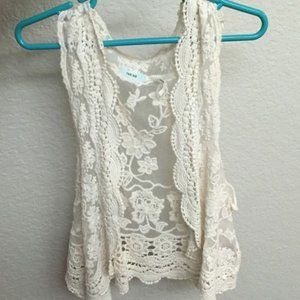 Kimchi Blue White Lace Vest